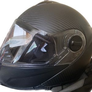 Sedici strata carbon fiber modular helmet
